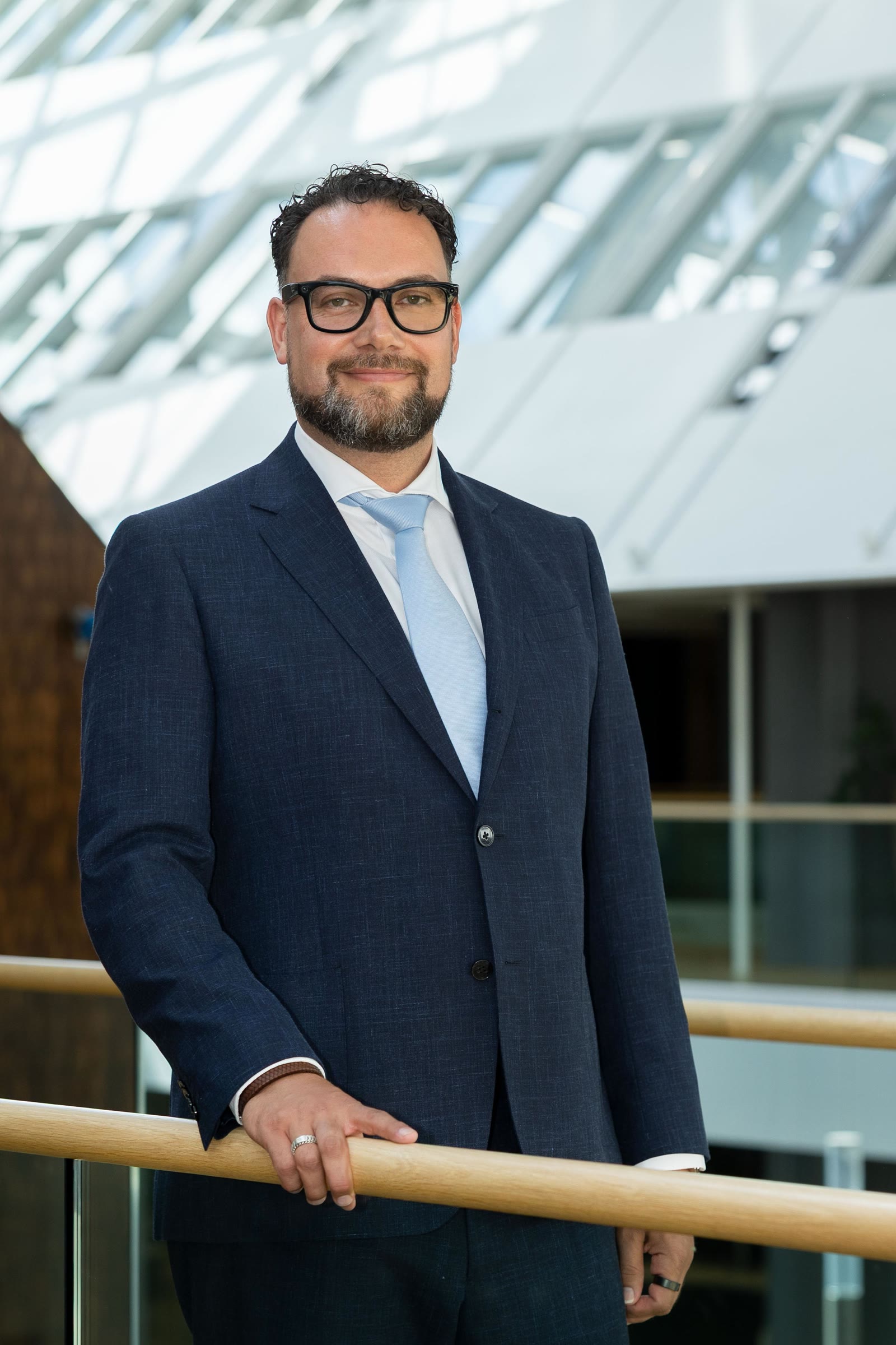 Portret van Rhody Matthijs, wethouder gemeente Lelystad